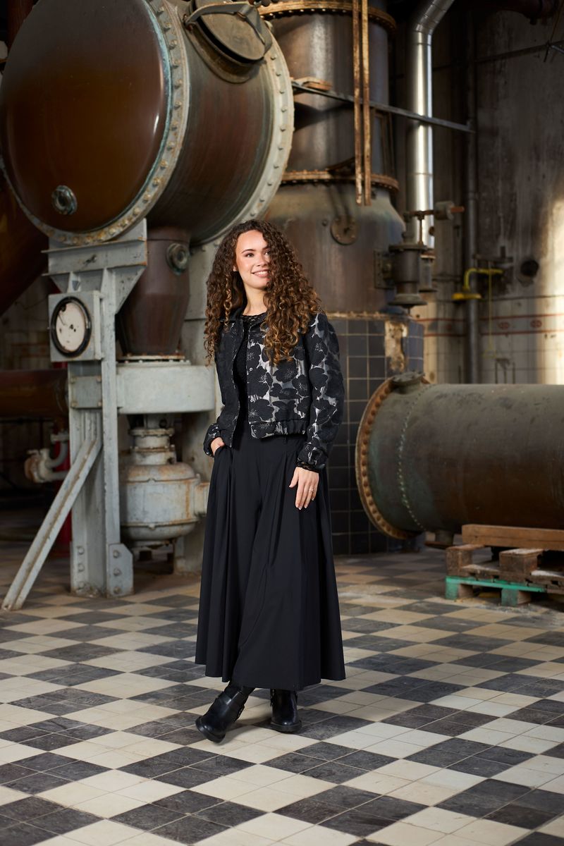 Davina Split Skirt - Black