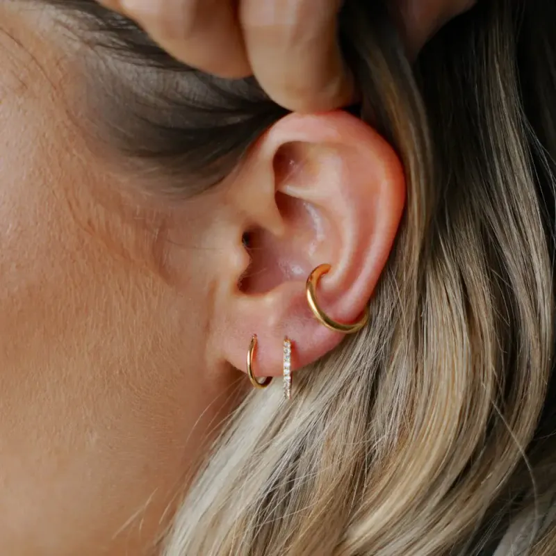 22704 Mini Pave Huggie Hoop Earrings - Pale Gold