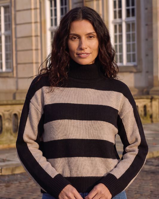 Hovedbilde Julie Striped Knit - Black Sand Stripe